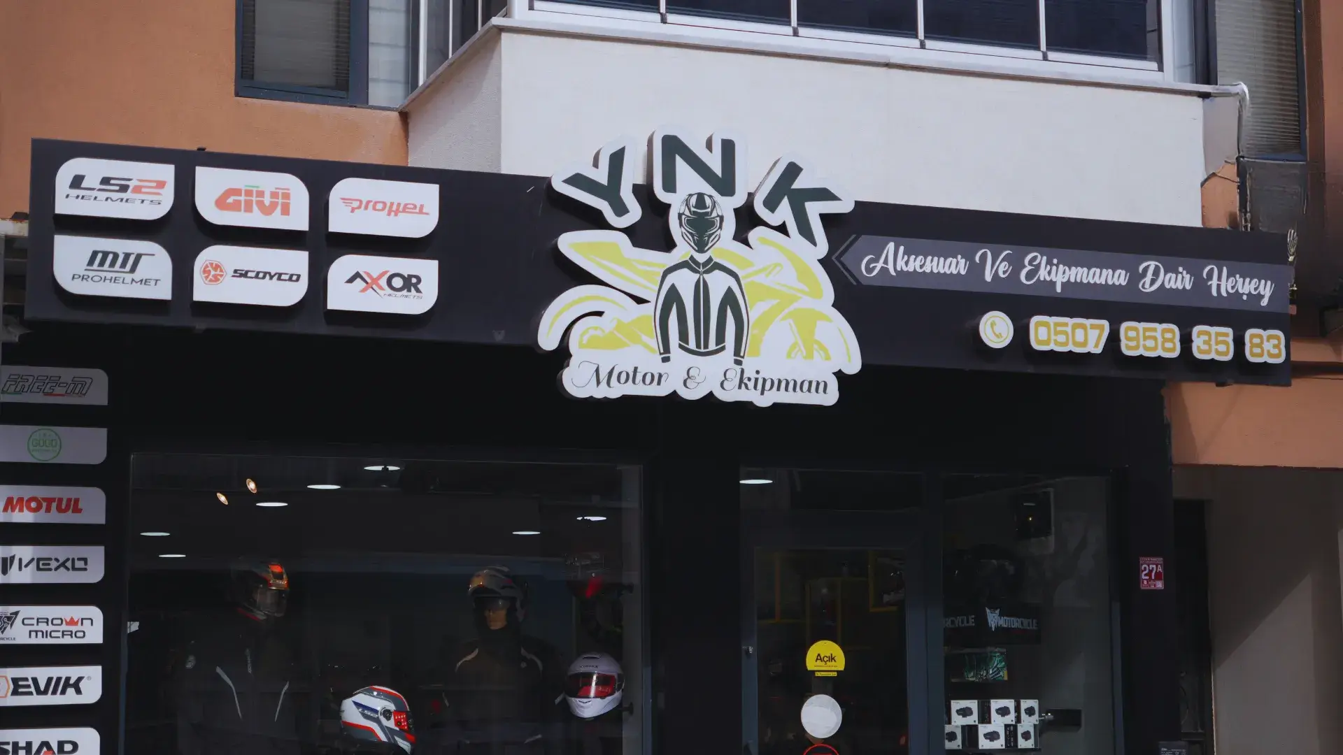 Kask Pazarı Galeri 1